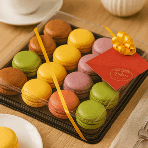 Coffret Macarons 12 Pièces – Parfums au Choix