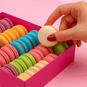 coffret macarons 24 pièces artisanaux – Deluxe Macaron